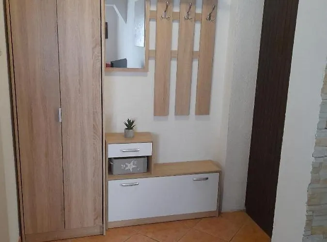 Apartment Maja *